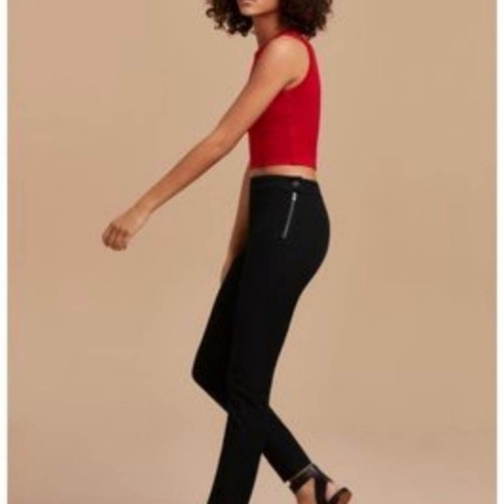 Aritzia Wilfred Free Black High Rise Slim Jeans Women's Size 6